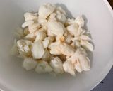 Une image de l'étape 1 de Petites salades de tomates au crabe.