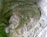 Foto langkah ke 2 dari resep Kerupuk nasi pedas gurih renyah.
