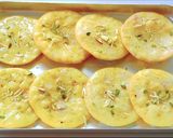 खस्ता मीठी मठरी (khasta mithi mathri recipe in Hindi) रेसिपी चरण 6 फोटो