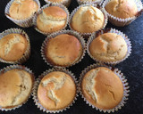 Foto del paso 3 de la receta: Cupcakes/ muffins/ Magdalenas de vainilla súper esponjosos en 30 minutos. Tres pasos!!!
