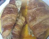 Foto del paso 8 de la receta: Cruasanes con tortilla de sobras de alcachofa untados de gazpacho