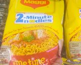 वेजिटेबल मैगी (vegetable maggi recipe in Hindi) रेसिपी चरण 2 फोटो