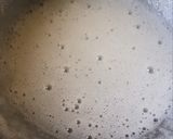 Foto del paso 2 de la receta: Bizcochuelo relleno con cobertura de merengue y duraznos