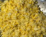 Foto langkah ke 3 dari resep Lemet Jagung.