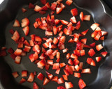 Foto del paso 5 de la receta: Gelatina de fresa!