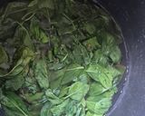 Une image de l'étape 1 de L'huile de chef au basilic éclatante.