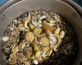 Foto langkah ke 1 dari resep Sayur lodeh jantung pisang.