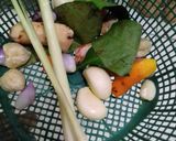 Foto langkah ke 1 dari resep Ayam goreng bumbu ungkep.