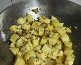 A picture of step 11 of Aloo Capsicum.