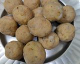 A picture of step 2 of Raw banana kofte in chinese gravy.