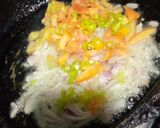 A picture of step 4 of Maggi omelet.