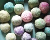 Foto langkah ke 4 dari resep Onde-Onde Pelangi Isi Kacang Merah.