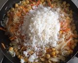 Foto del paso 3 de la receta: Arroz 🍚,verduras y garbanzos