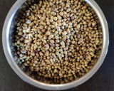 जन्माष्टमी स्पेशल धनिया की पंजीरी रेसिपी चरण 1 फोटो