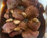 A picture of step 4 of Soya sauce honey chicken (no oil).
