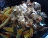 Foto del paso 2 de la receta: Tortilla de papas con salsa de hongos