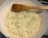 Foto del paso 1 de la receta: Repollo guisado a la cerveza
