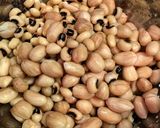 A picture of step 1 of Chicken Feet Soup with Black-Eyed Peas and Peanuts.