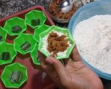 Foto langkah ke 3 dari resep Kue Awug Awug Gula Merah.
