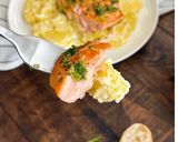 Foto del paso 1 de la receta: Patata con salmón y salsa holandesa🥔🍴