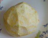 Foto del passaggio 1 della ricetta Insalata di pollo e sedano rapa