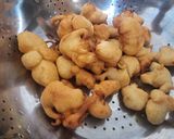 A picture of step 2 of Fulori Kadhi (UP style Pakoda Kadhi).