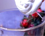 ரொமான்டிக் ரோஸ்மில்க் கேக் (Romantic rosemilk cake recipe in tamil) ரெசிபி ஸ்டேப் 10 புகைப்படம்