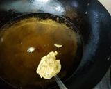 A picture of step 3 of Besan ke pakore.