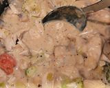 A picture of step 3 of Chicken and mushroom pie.