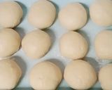 Foto langkah ke 5 dari resep Fried Buns alias Roti Goreng ☺️.