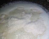 A picture of step 4 of Mango milk cake.