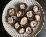 A picture of step 2 of Chicken Mince Stuffed Shiitake.