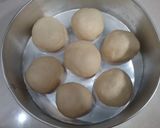 Foto langkah ke 5 dari resep Roti Sobek.