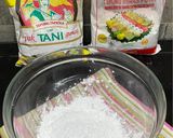 Foto langkah ke 1 dari resep Che Hun Tiau (Bubur Sagu Gunting).