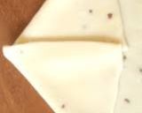 A picture of step 4 of Mini moong dal samosa.