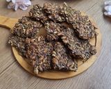 صورة لخطوة 4 من وصفة كراكرز بذور