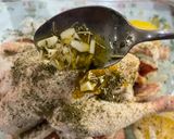 Foto langkah ke 4 dari resep Roasted chicken with garlic herb.
