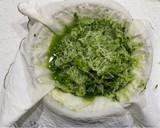 Foto del paso 2 de la receta: Tzatziki tradicional griego 🇬🇷