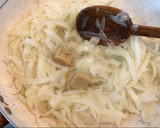 Foto del paso 3 de la receta: Pastel de cebollas y queso