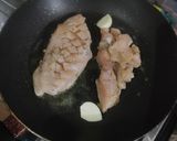Foto langkah ke 2 dari resep Bekal Steak Ayam.