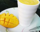 A picture of step 1 of Mango smoothie.