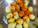 દમ આલુ (Dum Aloo Recipe In Gujarati)