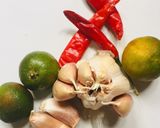 Hình bước làm 3 của món Gỏi gà xé phay truyền thống
