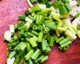 Hình bước làm 3 của món Canh khoai sọ nấu xương