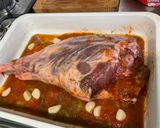 Une image de l'étape 6 de Gigot à l'ail et tomates.