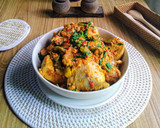 Foto langkah ke 5 dari resep Ayam Woku Kemangi Pedas.
