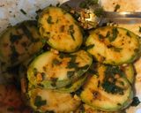 Foto del paso 2 de la receta Calabacín adobado al horno