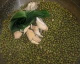 Foto langkah ke 1 dari resep Bubur Kacang Hijau (Metode 5-30-7).