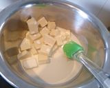 Foto del paso 14 de la receta Tarta mousse de chocolate blanco, fresa y glaseado espejo