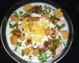 A picture of step 10 of Lucknowi Chaat.